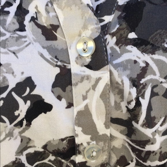 Floral Button Down Top - Picture 5 of 5